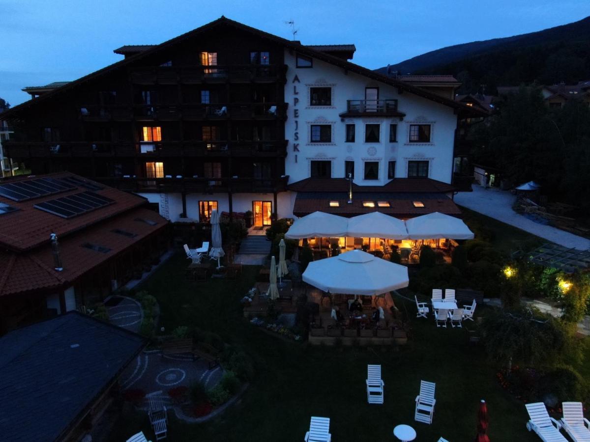 Alpejski Boutique Hotel Карпач Екстер'єр фото