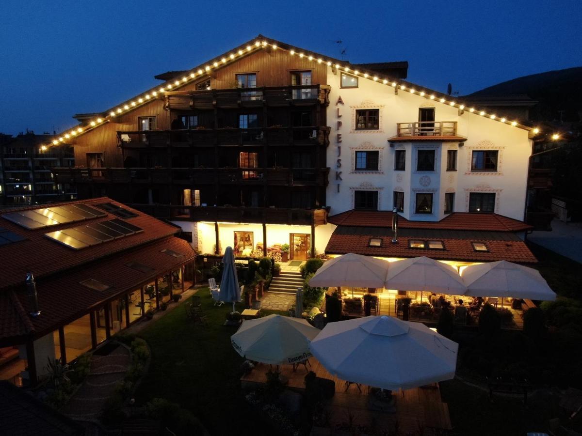Alpejski Boutique Hotel Карпач Екстер'єр фото